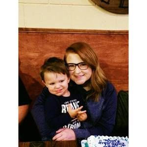 Meet your Posher, Mackenzie